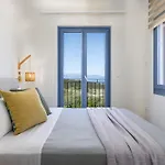 Ariste With Stunning Views Near Fiscardo Villa *