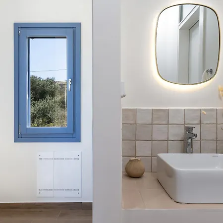 Vila Ariste With Stunning Views Near Fiscardo *