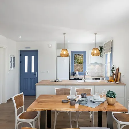 Vila Ariste With Stunning Views Near Fiscardo