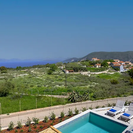 Vila Ariste With Stunning Views Near Fiscardo *