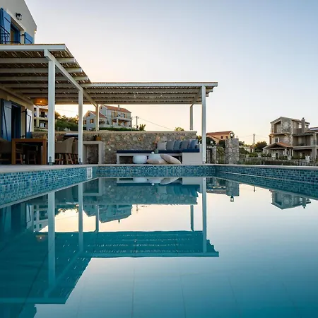 Ariste With Stunning Views Near Fiscardo וילה *